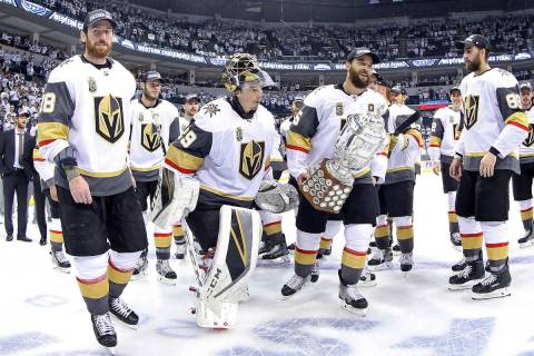 Bruce Cassidy povede Vegas Golden Knights proti Florida Panthers